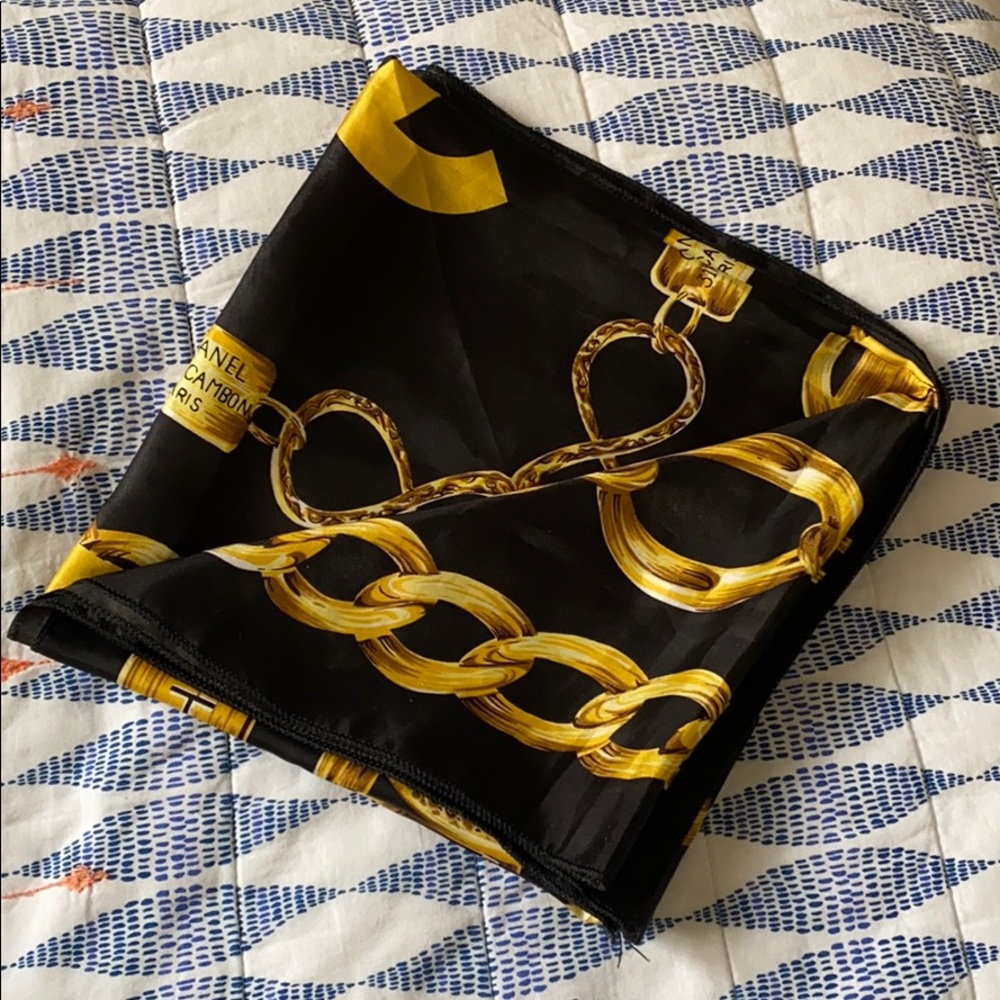 Gold Chain Satin Scarf